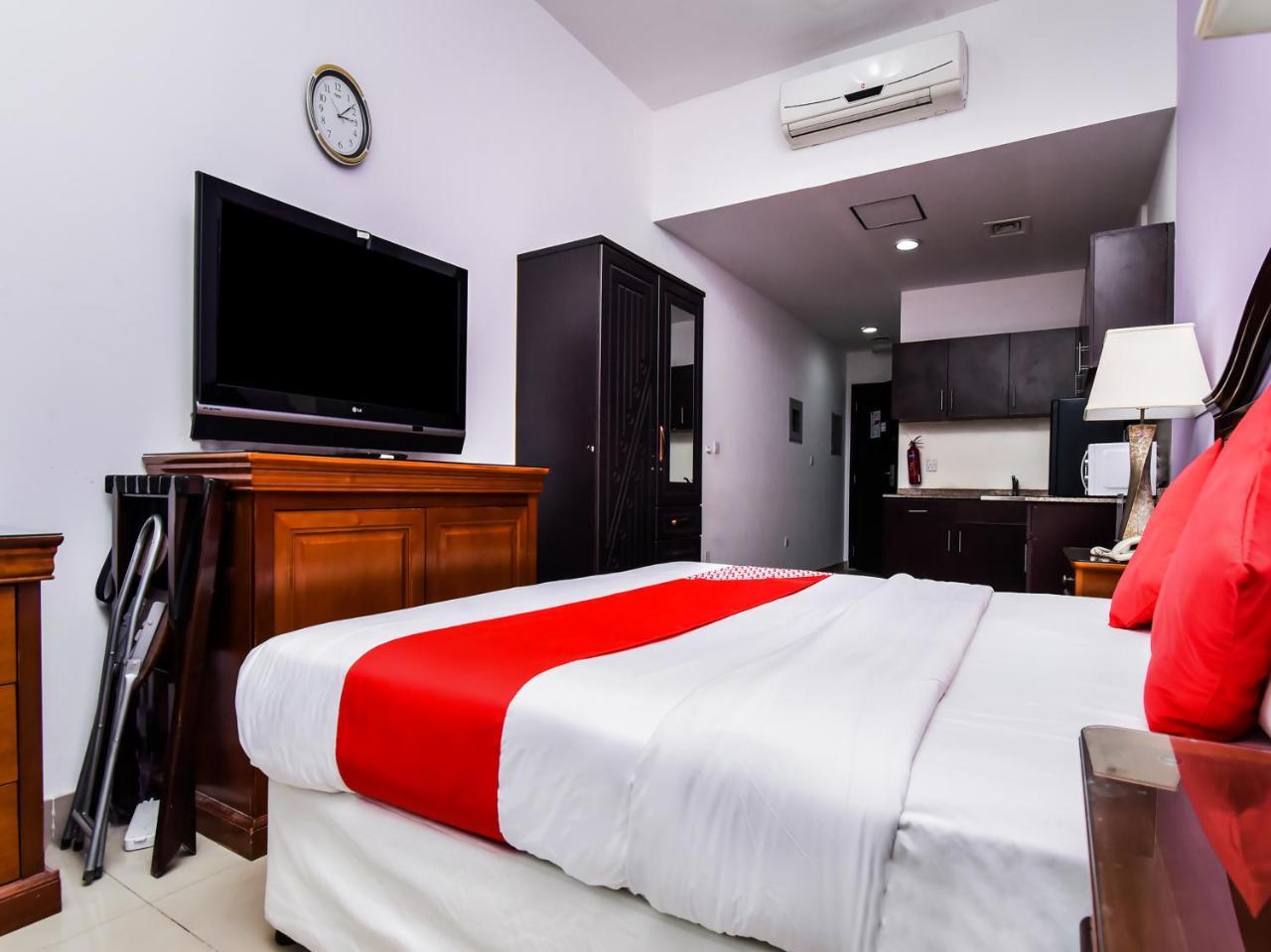 Oyo 138 Empire Hotel Apartments Dubai Dış mekan fotoğraf