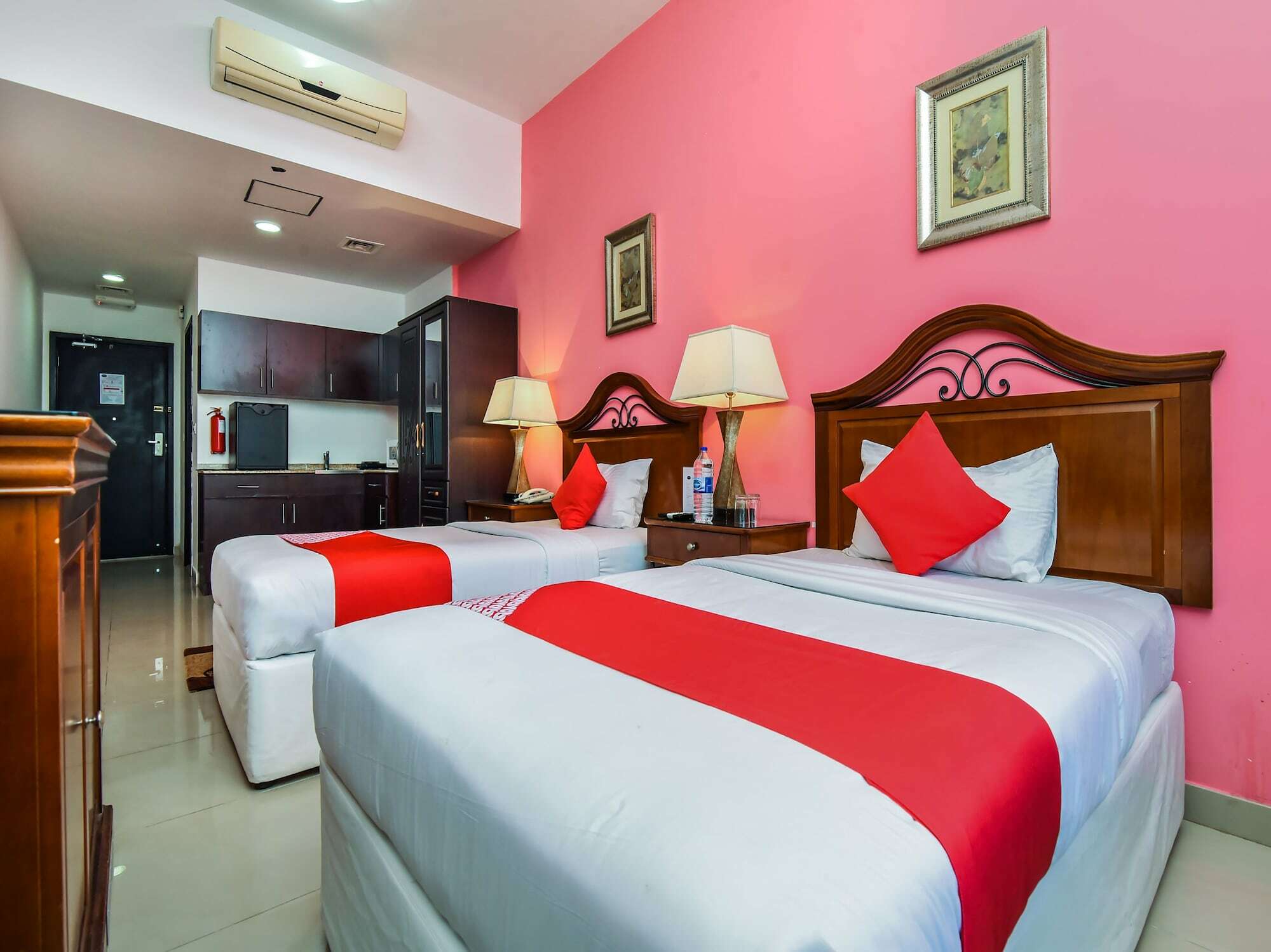 Oyo 138 Empire Hotel Apartments Dubai Dış mekan fotoğraf
